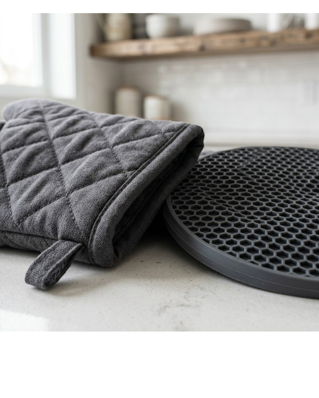 Tastyly Kitchen Mitt and Trivet Set 3-Piece Charcoal