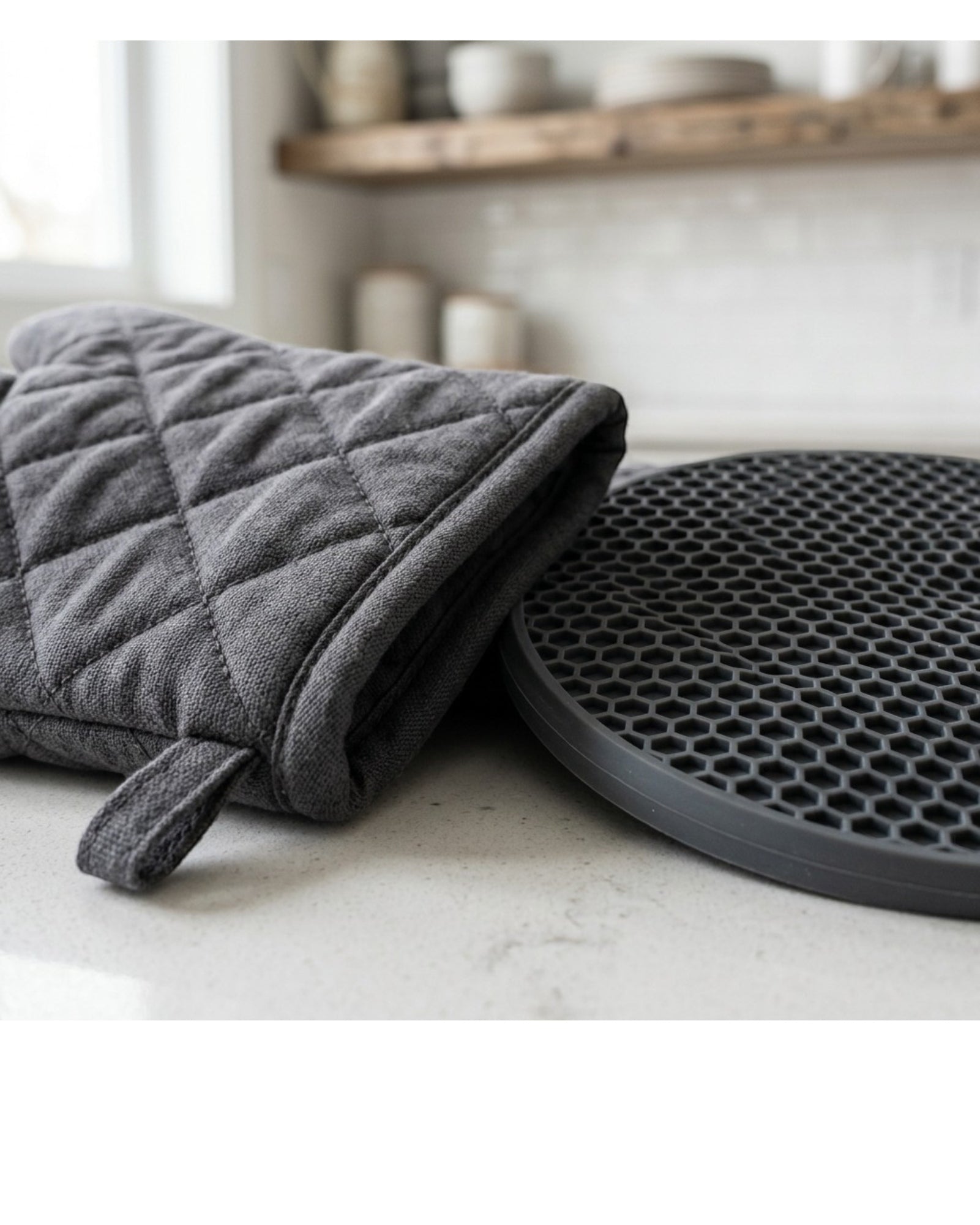 Tastyly Kitchen Mitt and Trivet Set 3-Piece Charcoal